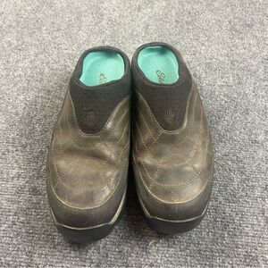 TEVA Women’s Slip On Brown Leather Shoes size: 9